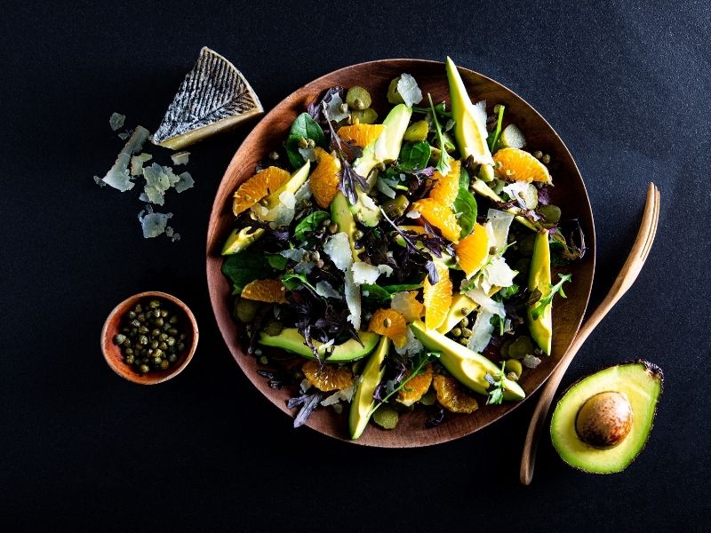 Avocado and grapefruit salad with cheese recipe